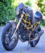 Cupolino CAFE' RACER Ducati Monster fino 2008 testa bassa - immagine 5