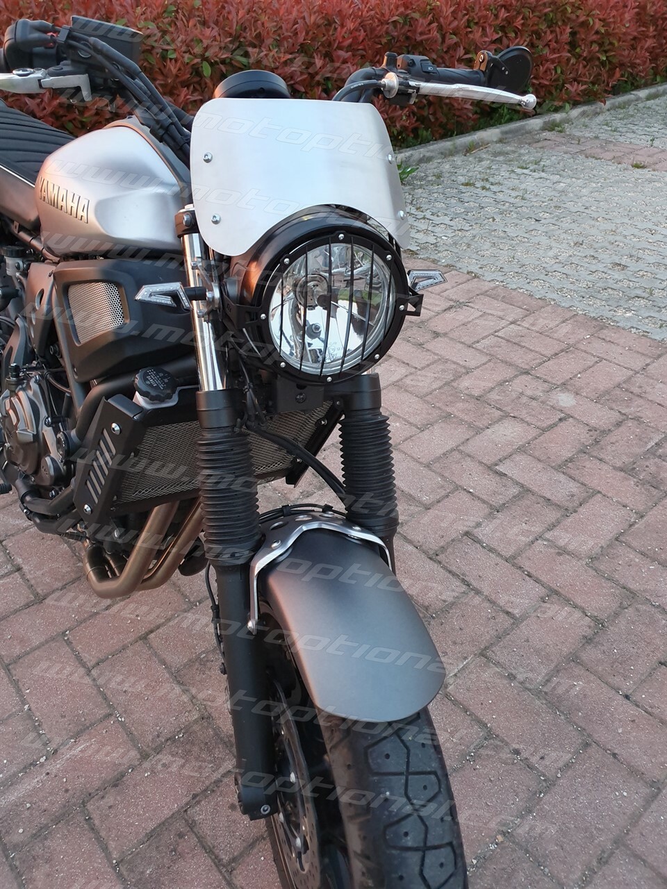 Griglia Faro Componibile per Yamaha XSR 700 2016-2021