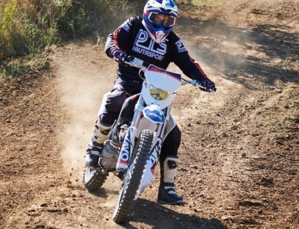 PIT BIKE ENDURO KAYO T4 250CC RUOTE 21/18